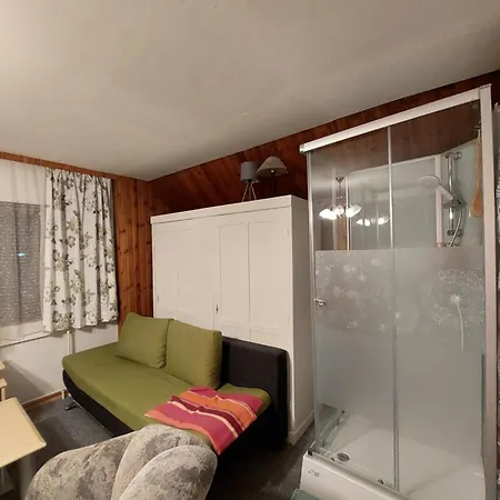 Bed and breakfast Privatzimmer *