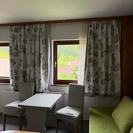 Frühstückspension Privatzimmer Trieben